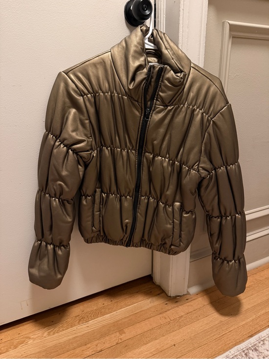 BB Dakota by Steve Madden Jackets & Blazers - BB Dakota by Steve Madden Bronze Metallic Cropped Puffer